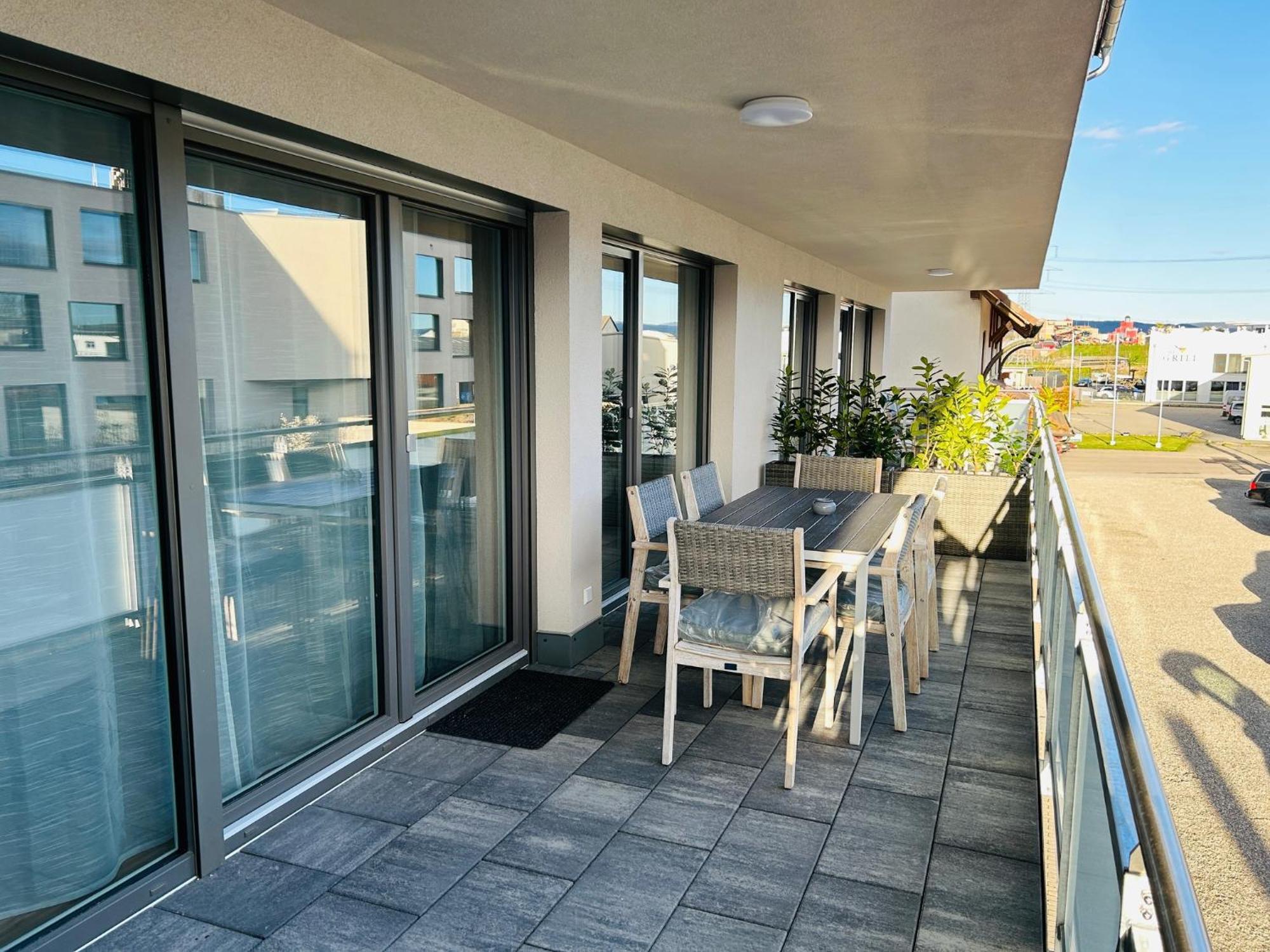 רוסט Jill Apartments מראה חיצוני תמונה