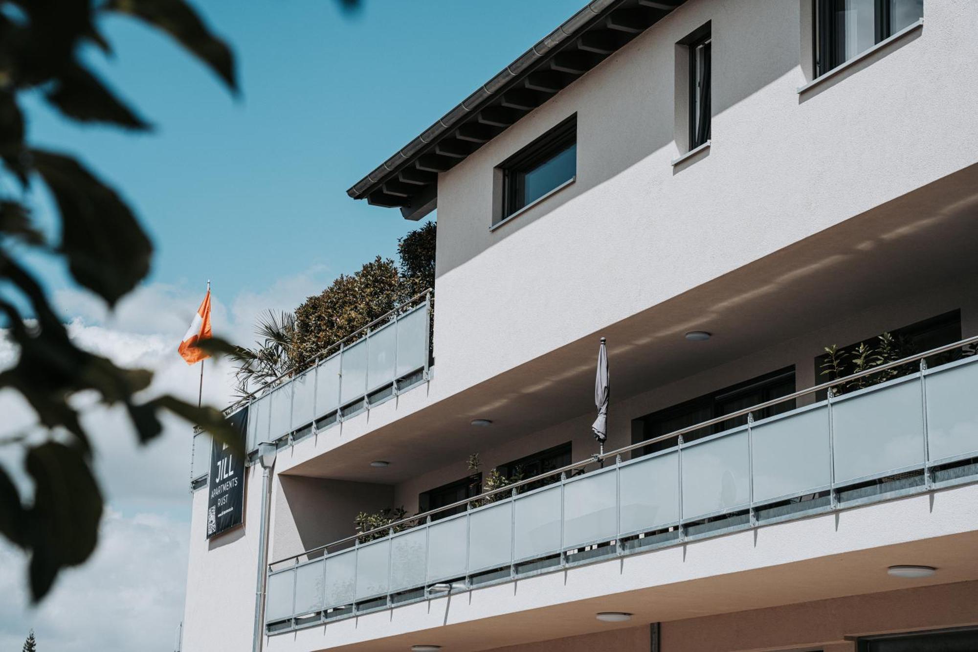 רוסט Jill Apartments מראה חיצוני תמונה